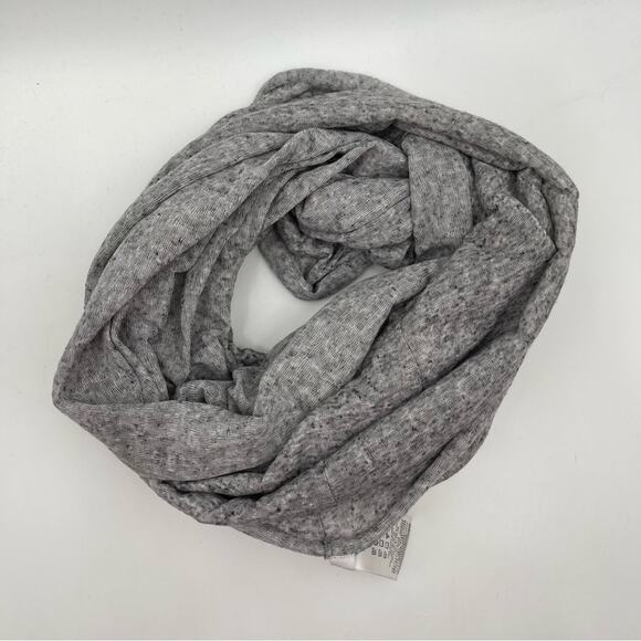 SCARF x 7 Bundle Lot of Neutral Solid & Animal Print Winter Casual Cozy H&M BCBG - Picture 11 of 12